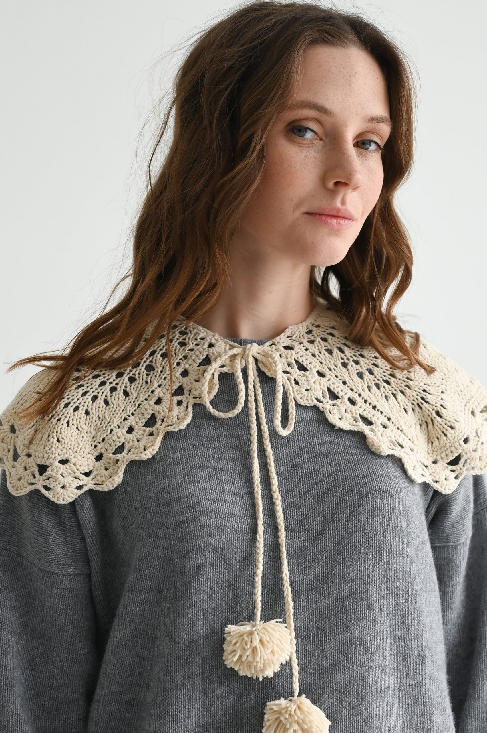 Handmade Crochet Collar: Beige Cotton Lace Detachable Neckline