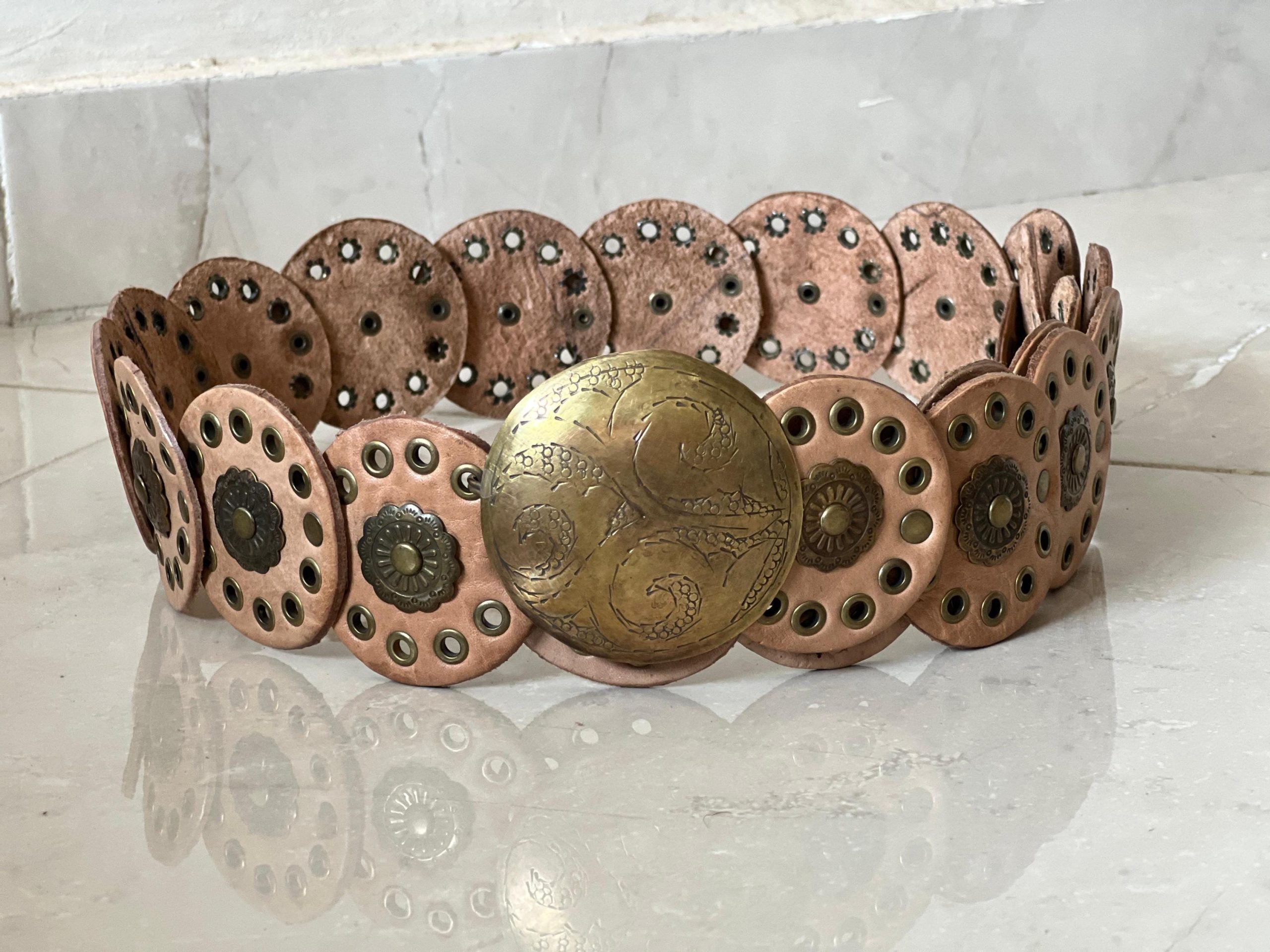 Leather Concho Belt 107 Cm (42.1 In) – Vintage Medieval Waist Belt Gift For Women