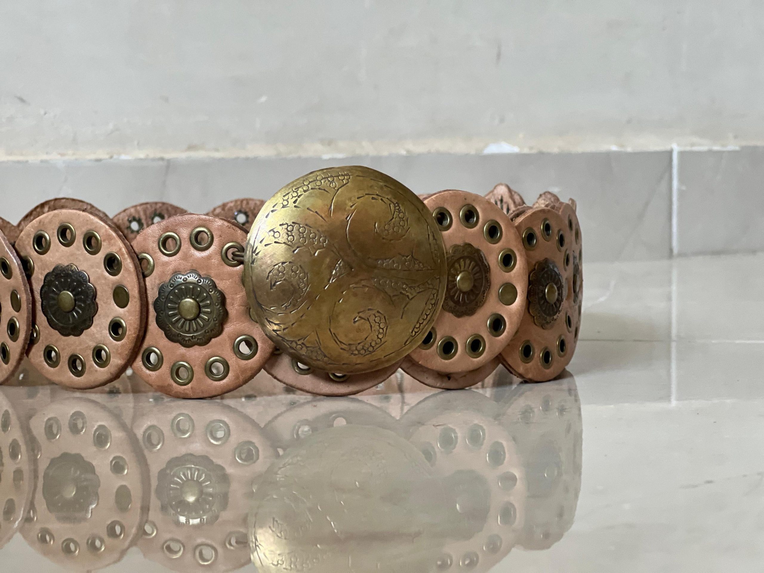 Leather Concho Belt 107 Cm (42.1 In) – Vintage Medieval Waist Belt Gift For Women